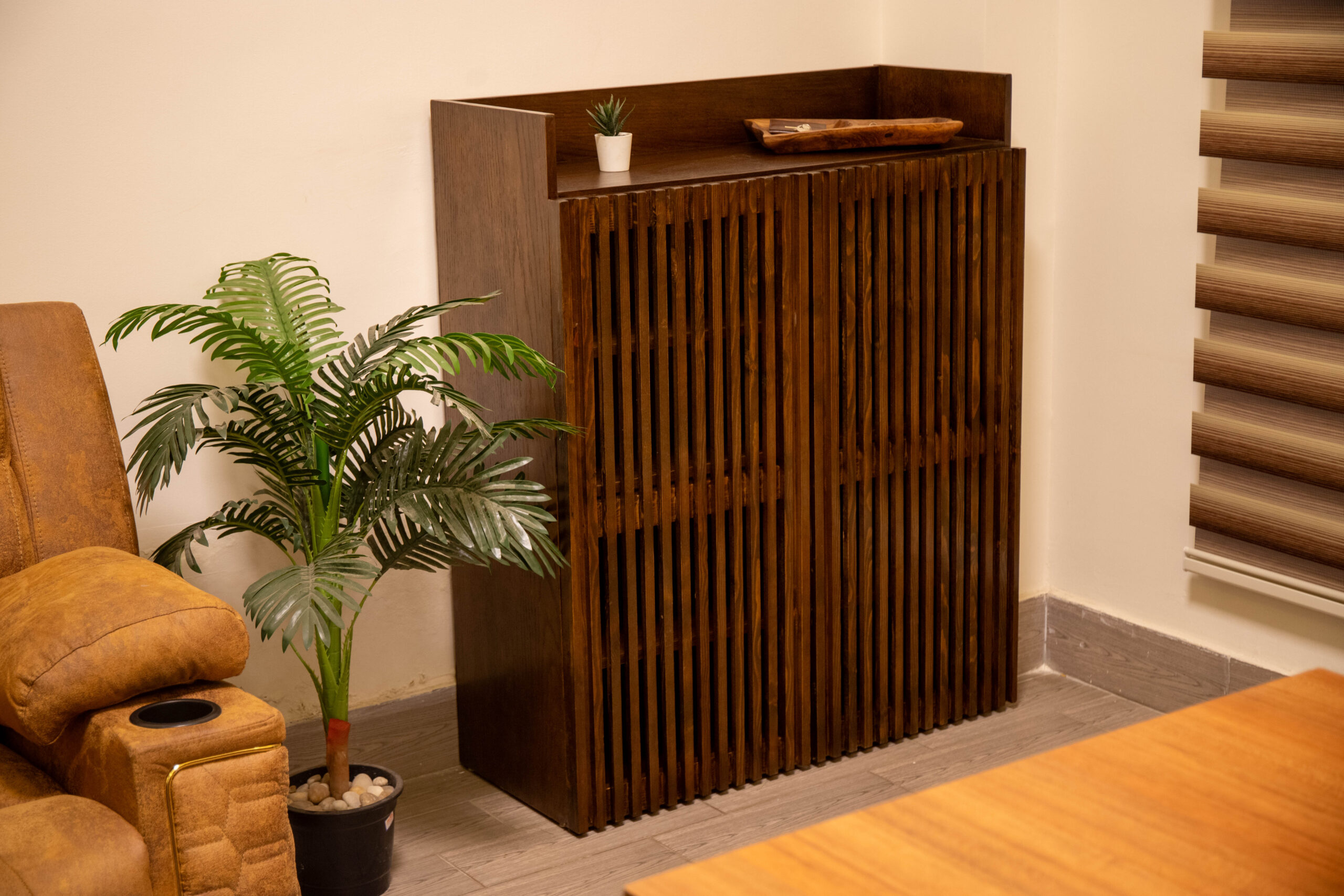 IMG_9636-scaled-1.jpg Shoe Storage unit - Image 1