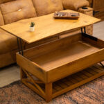 Coffee Table with folding mechanism